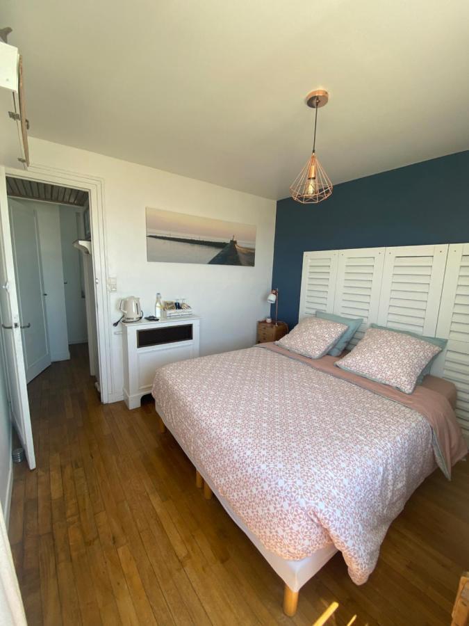 Chambre D'Hotes "Lumiere Du Cap" Vue Mer บาร์เนอวีย์-แกร์เตอเร ภายนอก รูปภาพ